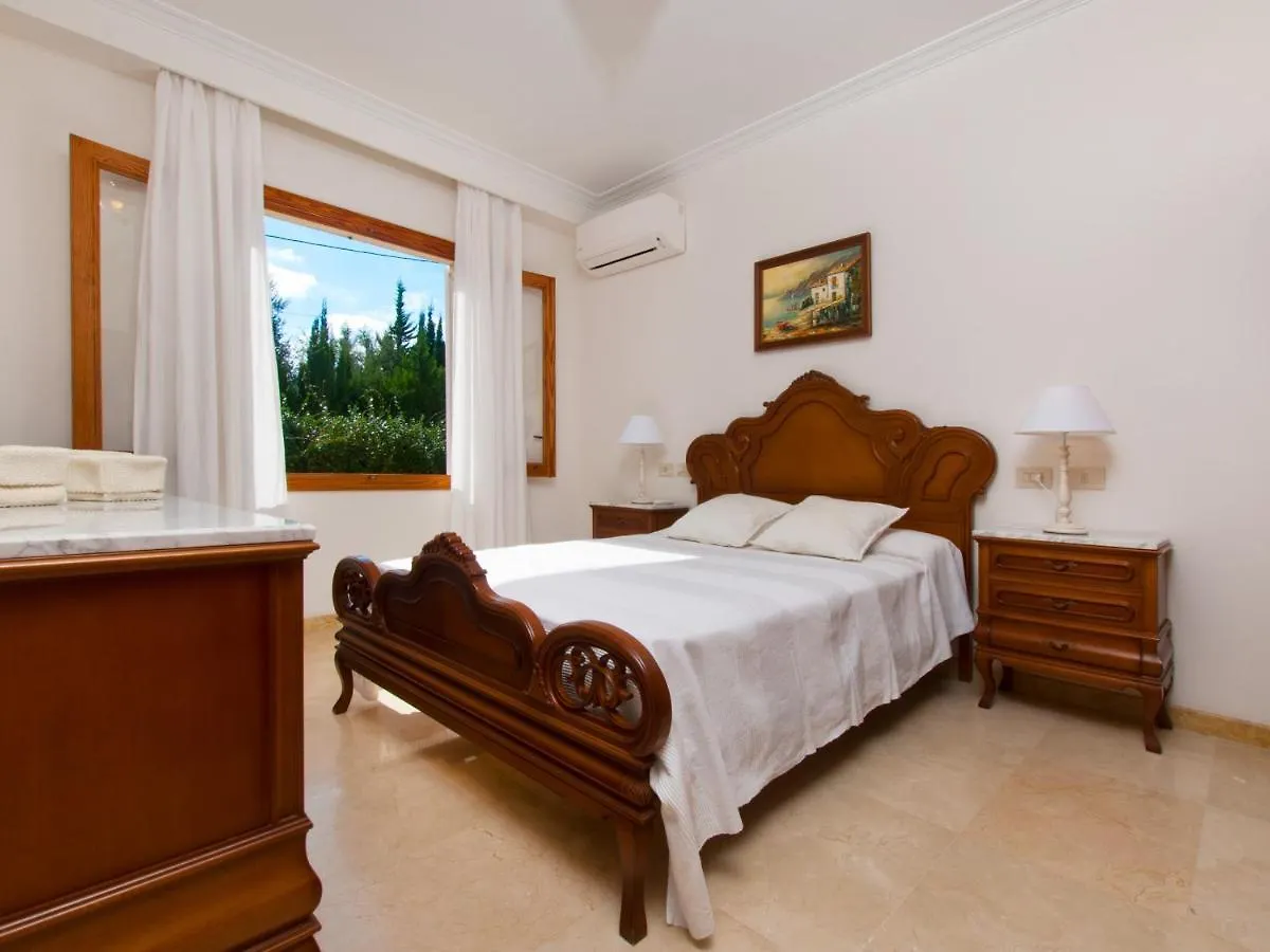 Villa Tita de Manresa, con jardines y vista mar Alcúdia 0*,  España