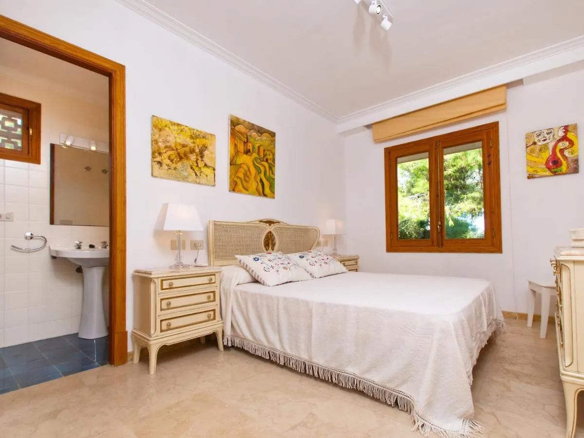 Villa Tita de Manresa, con jardines y vista mar Alcúdia