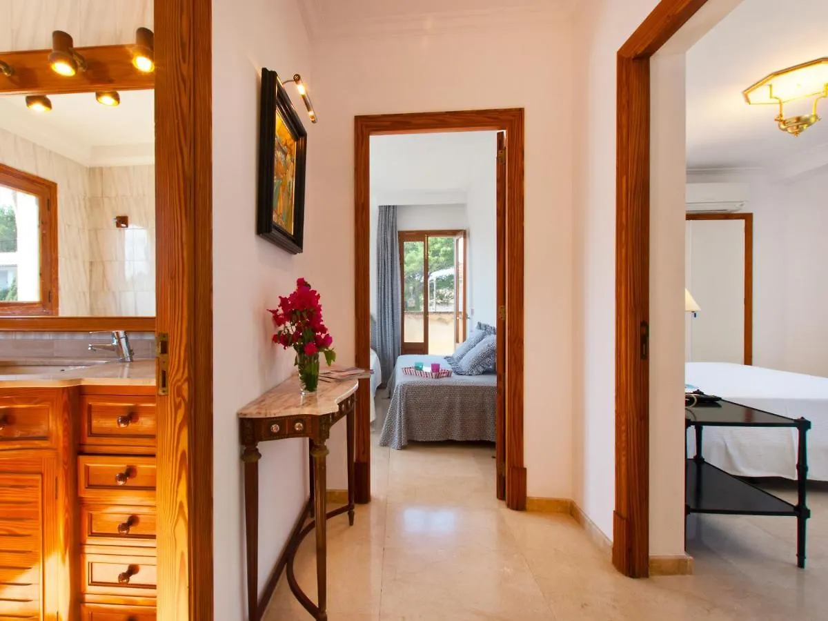 Villa Tita de Manresa, con jardines y vista mar Alcúdia